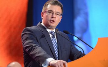 Mihai Razvan Ungureanu, noul premier. Vezi CV-ul si averea acestuia
