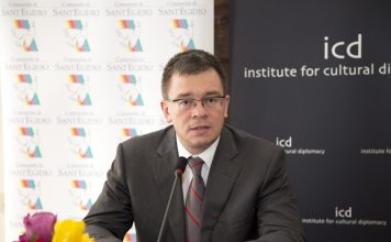 Minoritatile ne-au lucrat pe la spate