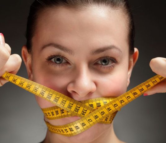 Innebuniti sa slabeasca: diete periculoase duse la extrem