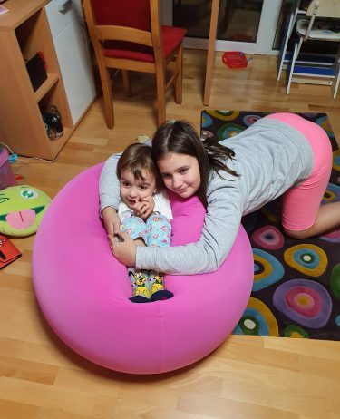 Amenajare camera cu 2 copii – poti sa ii impaci pe amandoi?