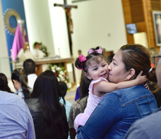 A fi parinti: Copii… haideti la liturghie!