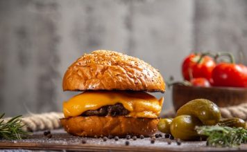Top 3 retete de burgeri de vita pentru o cina rapida